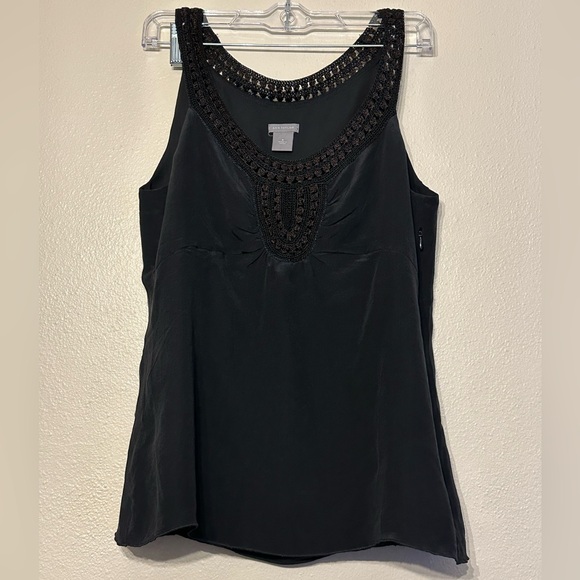 ANN TAYLOR SILK WOMEN'S SCOOP NECK TANK TOP CROCHET STRAP BLACK SIZE 8 - Picture 1 of 6
